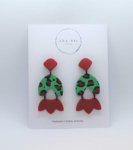 Christmas Leopard Green - Queenie Dangle - Red